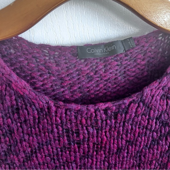 Calvin Klein Sweater Size Medium - Picture 3 of 5